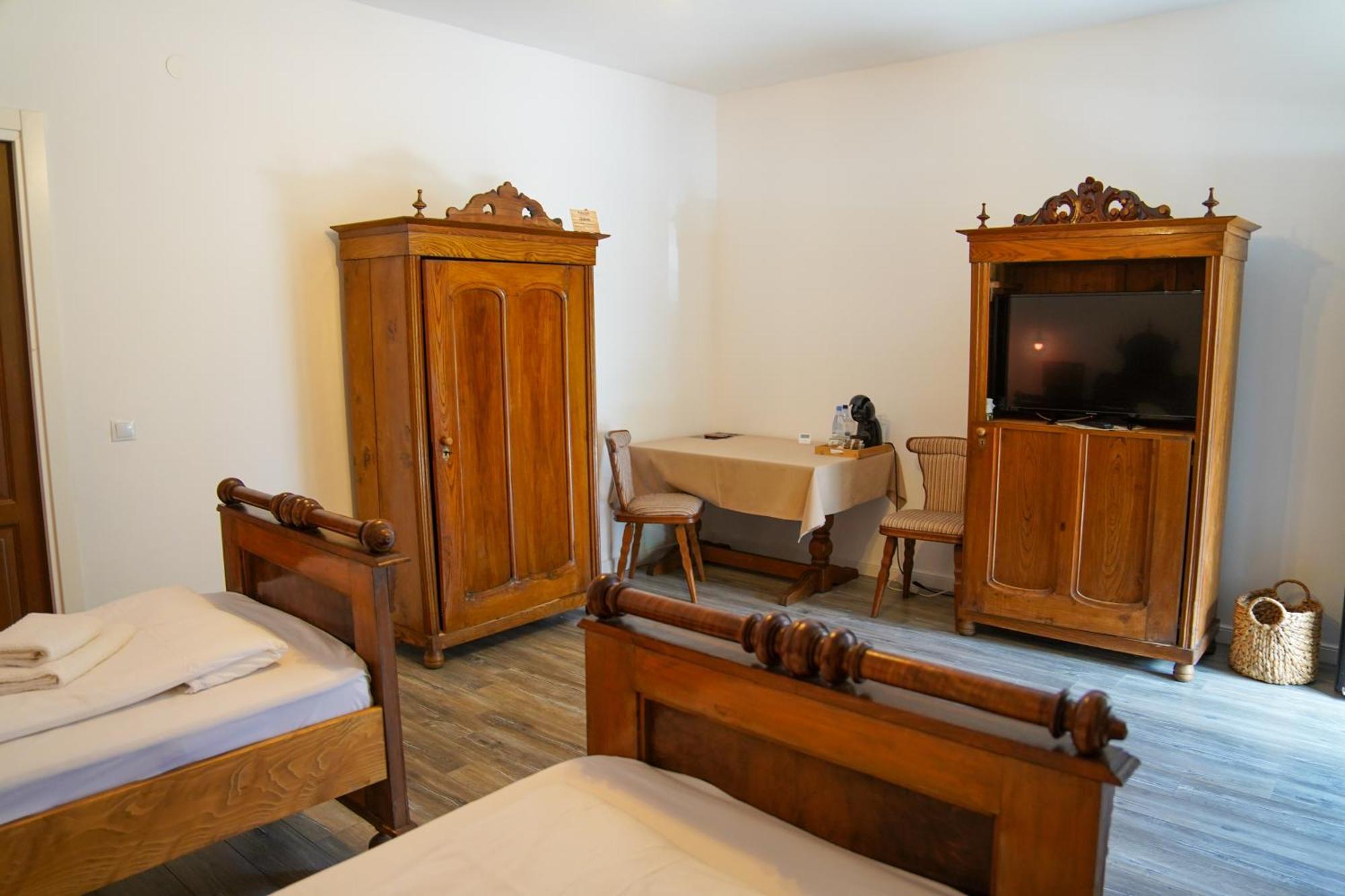 Kata - Lak Hotel Бъйле Тушнад Екстериор снимка