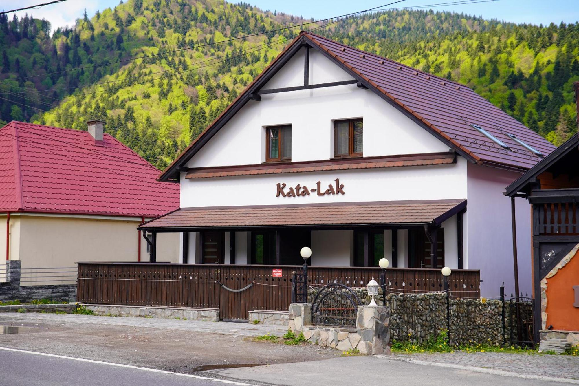 Kata - Lak Hotel Бъйле Тушнад Екстериор снимка